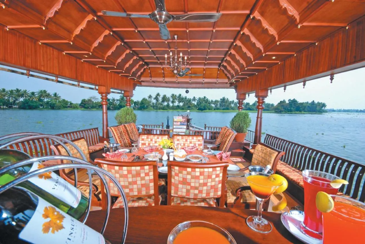 Bådhotel Sterling Houseboats Lake Palace, Alleppey Alappuzha